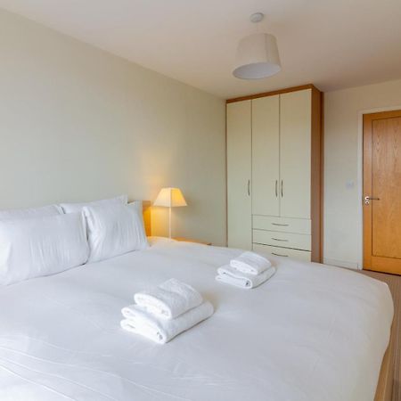 Apartament Guestready - Luminous Elegance In Barrow Street Dublin Zewnętrze zdjęcie